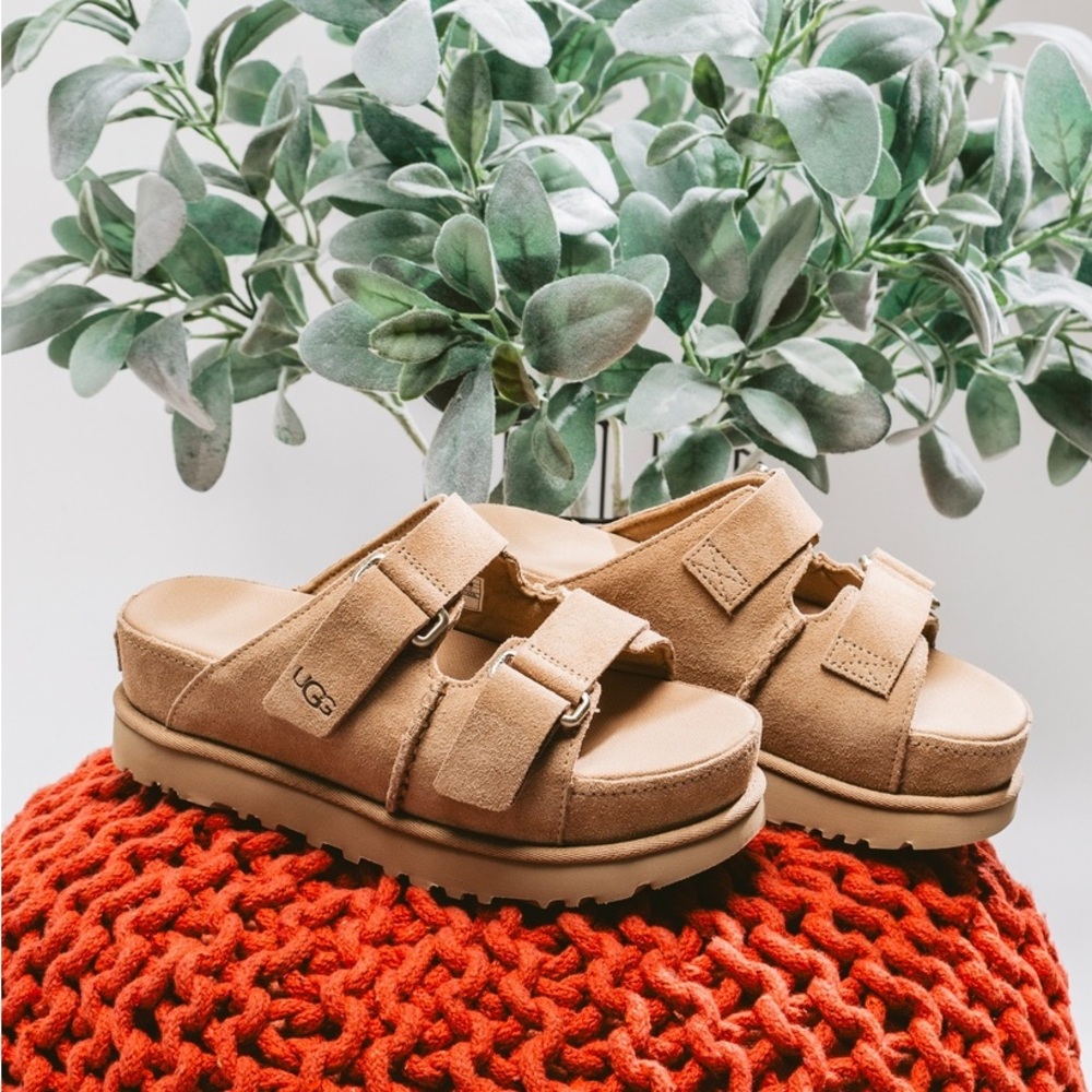 Ugg Goldenstar Hi Slide